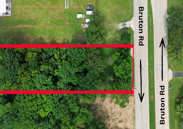 Photo 3 of Land for sale at 10618 Bruton Rd, Dallas, TX 75217 | MLS# 21290976 | Listing updated on 2026-07-13
