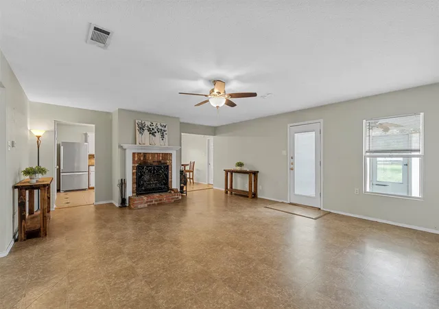 Photo 3 of Single family home for sale at 4602 Stonehaven Dr, Temple, TX 76502 | MLS# 21290620 | Listing updated on 2026-08-24