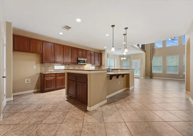 Homes for sale in Rockwall, TX | 1055 Pinehurst Dr, Rockwall, TX 75087 | MLS# 21290343