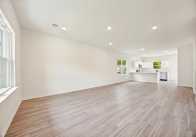 Photo 2 of Single family home for sale at 1409 Steadman, Sherman, TX 75092 | MLS# 21291475 | Listing updated on 2026-08-28
