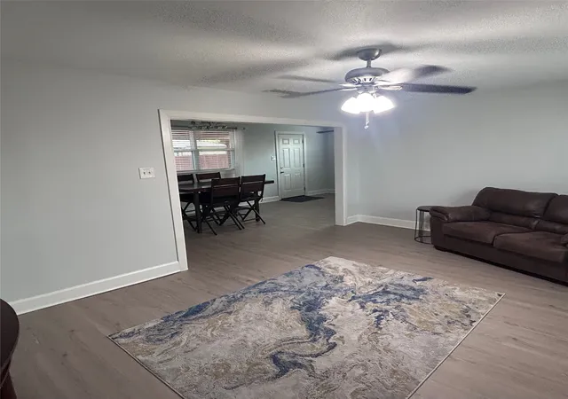 Photo 4 of Single family home for sale at 530 Apollo Rd, Richardson, TX 75081 | MLS# 21294448 | Listing updated on 2026-10-01