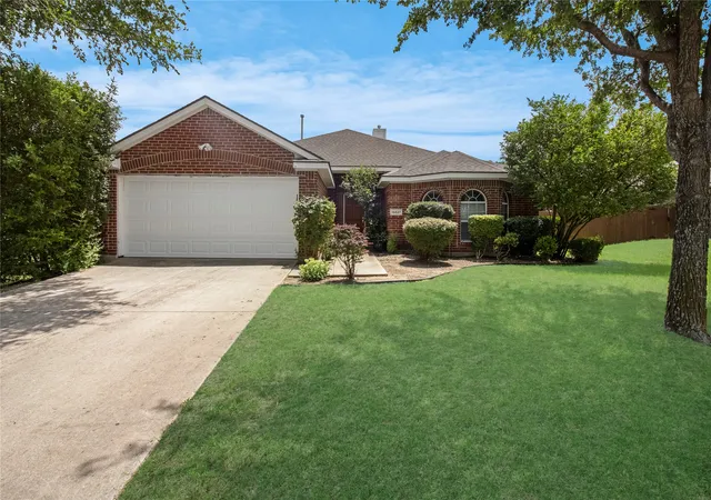 Photo 1 of Single family home for sale at 15827 Appaloosa Dr, Frisco, TX 75035 | MLS# 21294154 | Listing updated on 2026-07-03