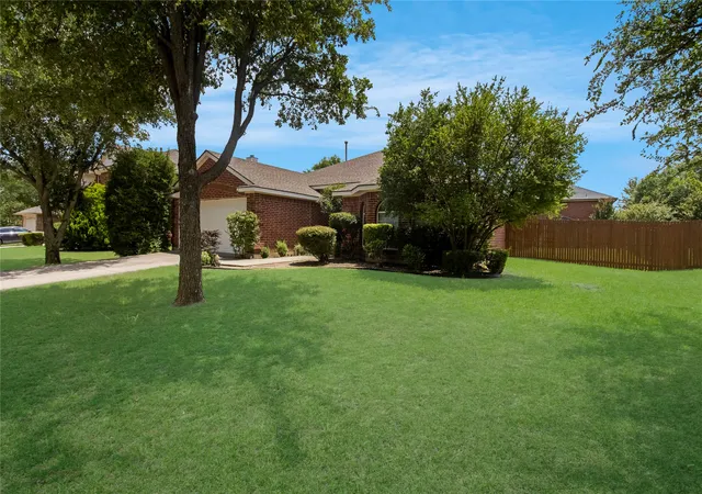 Photo 1 of Single family home for sale at 15827 Appaloosa Dr, Frisco, TX 75035 | MLS# 21294154 | Listing updated on 2026-07-03