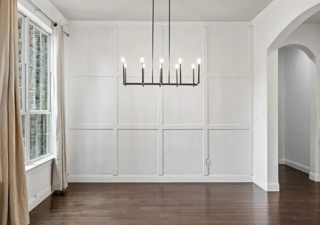 Photo 3 of Single family home for sale at 6827 Sunshade Ln, Dallas, TX 75236 | MLS# 21293944 | Listing updated on 2026-07-09