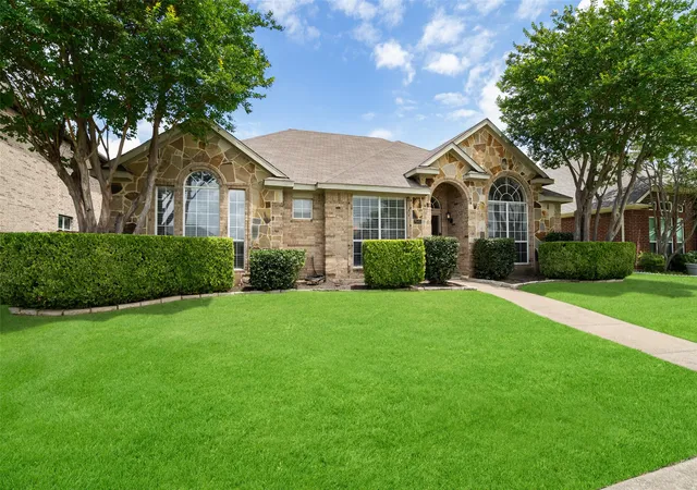 Homes for sale in Rowlett, TX | 7501 Caribbean Dr, Rowlett, TX 75088 | MLS# 21290467