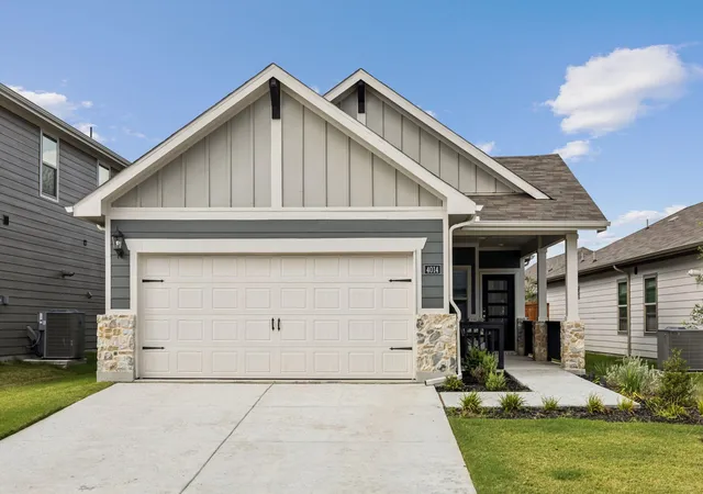 Photo 2 of Single family home for sale at 4014 Murvaul Dr, Farmersville, TX 75442 | MLS# 21294533 | Listing updated on 2026-07-19