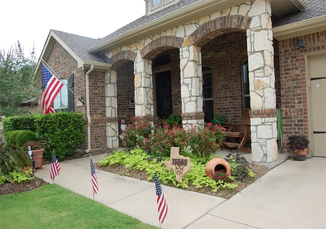 Homes for sale in Midlothian, TX | 230 Double Creek Dr, Midlothian, TX 76065 | MLS# 21294366