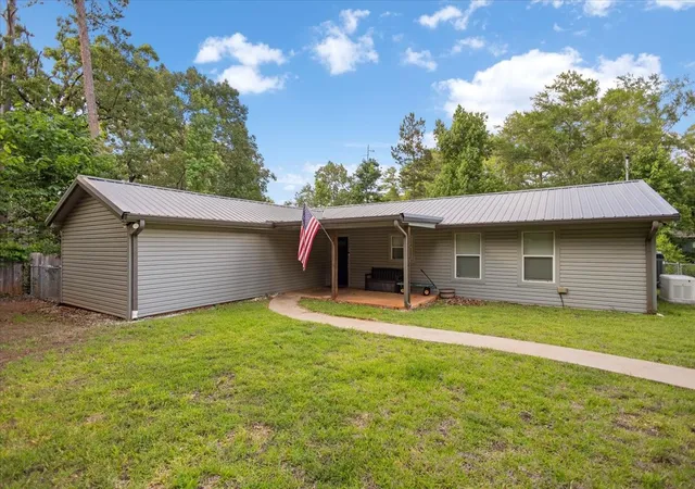 Homes for sale in Jacksonville, TX | 170 County Road 3136, Jacksonville, TX 75766 | MLS# 21294549