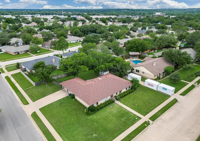 Photo 1 of Sale Pending at 1706 Stagecoach Dr, Pantego, TX 76013 | MLS# 21291721 | Listing updated on 2026-07-17