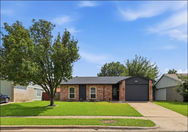 Homes for sale in The Colony, TX | 5216 Young Dr, The Colony, TX 75056 | MLS# 21282453