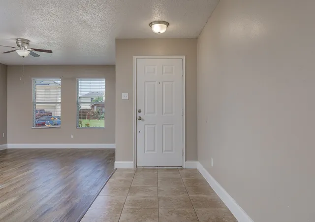 5th image of 2228 Bradford Pear Dr, Little Elm, TX 75068 | MLS# 21290040