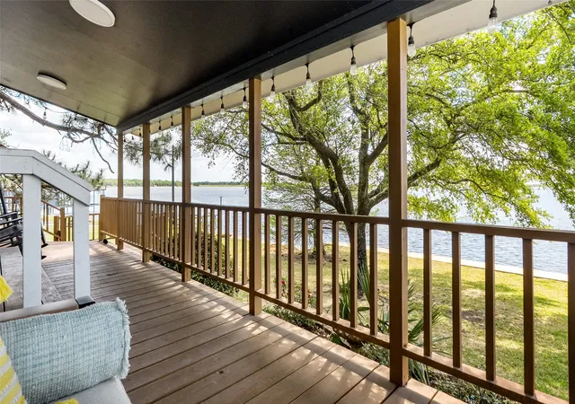 Homes for sale in Malakoff, TX | 167 Shoreline Dr, Malakoff, TX 75148 | MLS# 21294641