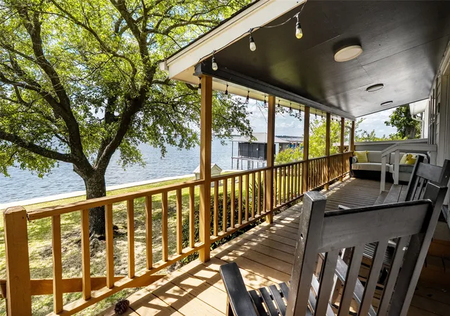 Homes for sale in Malakoff, TX | 167 Shoreline Dr, Malakoff, TX 75148 | MLS# 21294641
