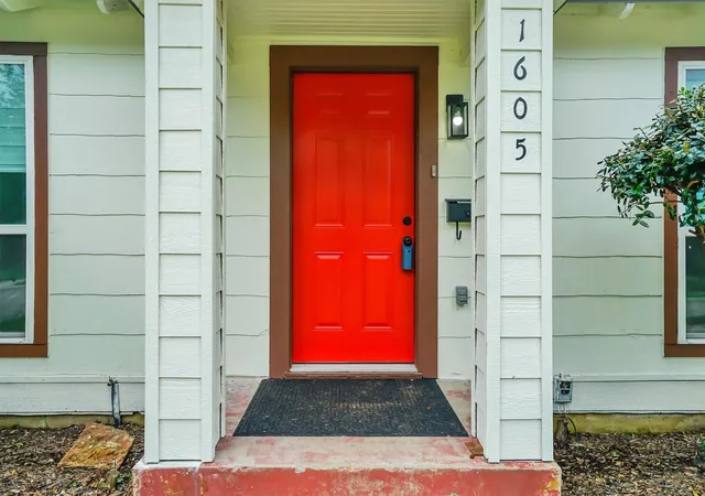 Photo 3 of Single family home for sale at 1605 Pine St, Grand Prairie, TX 75050 | MLS# 21294688 | Listing updated on 2026-08-18