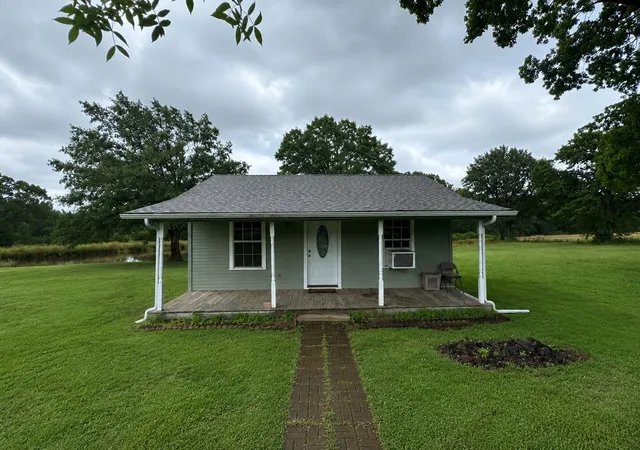 Photo 4 of House for sale at 4832 N State Hwy 78, Bonham, TX 75418 | MLS# 21294818 | Listing updated on 2026-08-24