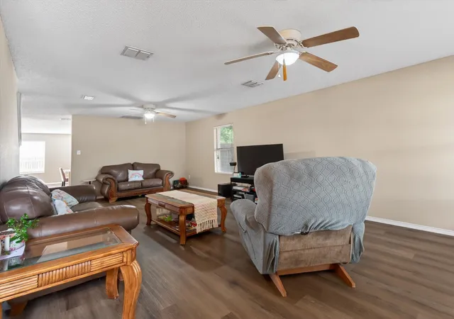 Photo 2 of Single family home for sale at 2405 Chestnut Dr, Little Elm, TX 75068 | MLS# 21288820 | Listing updated on 2026-07-12