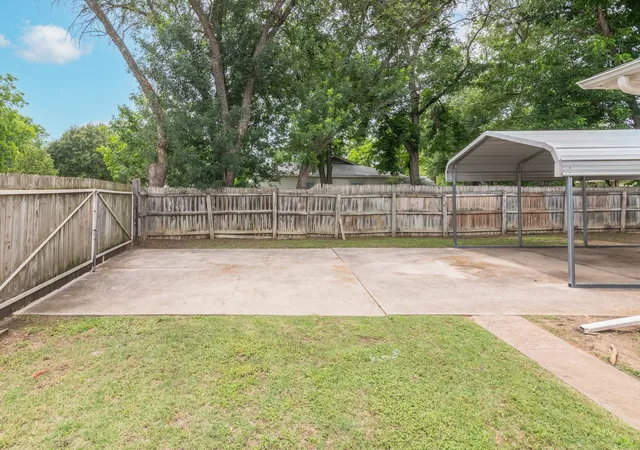 Homes for sale in Haltom City, TX | 5205 Roxie St, Haltom City, TX 76117 | MLS# 21290153
