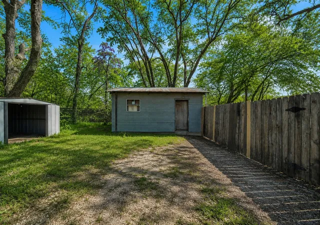 Homes for sale in Bowie, TX | 600 N Mill St, Bowie, TX 76230 | MLS# 21281090