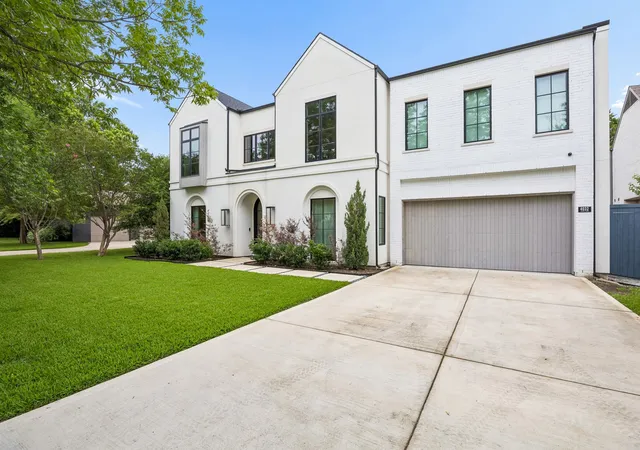 Photo 2 of Mansion for sale at 4032 Lively Ln, Dallas, TX 75220 | MLS# 21289687 | Listing updated on 2026-08-30
