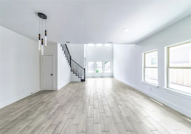 Photo 3 of Single family home for sale at 1426 Evans Ave, Fort Worth, TX 76104 | MLS# 21295096 | Listing updated on 2026-07-11