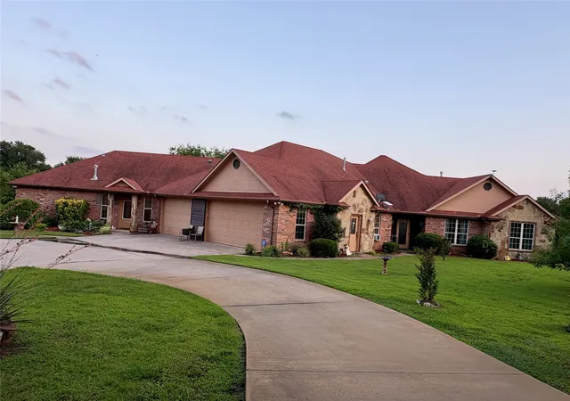 Single family home for sale at 3084 Hagerman Rd, Pottsboro, TX 75076 | MLS# 21295160