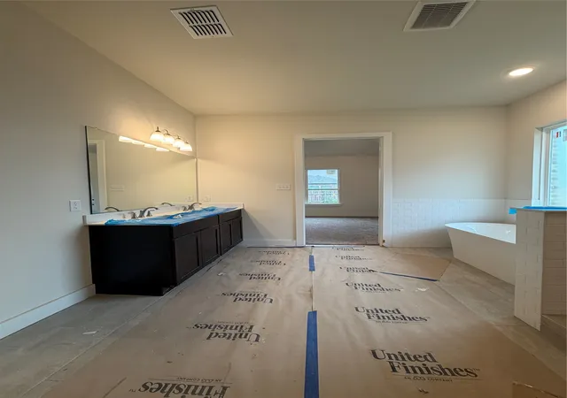 Photo 3 of Single family home for sale at 2106 Bankside Ln, Lorena, TX 76655 | MLS# 21295092 | Listing updated on 2026-08-25