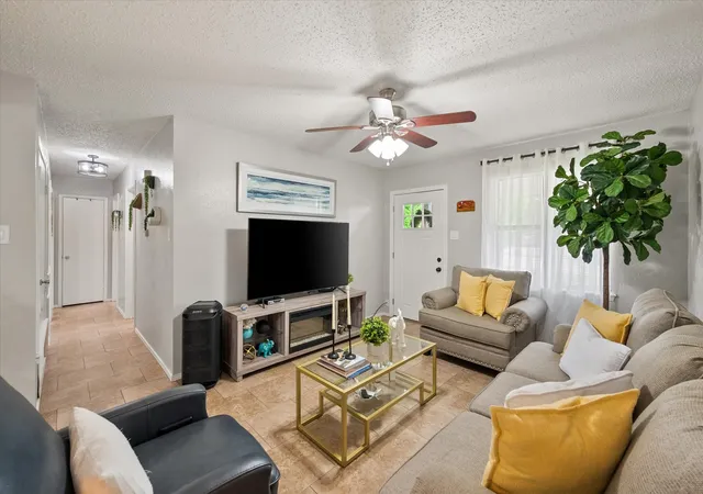 Photo 1 of Single family home for sale at 6060 Cr 3925, Athens, TX 75752 | MLS# 21295109 | Listing updated on 2026-08-21