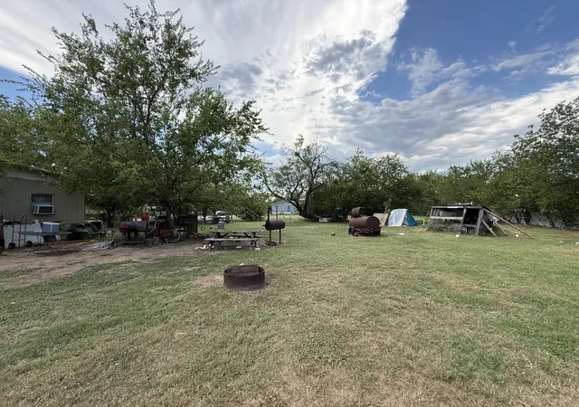 Photo 3 of Single family home for sale at 1716 Sw 6th Ave, Mineral Wells, TX 76067 | MLS# 21267555 | Listing updated on 2026-07-20