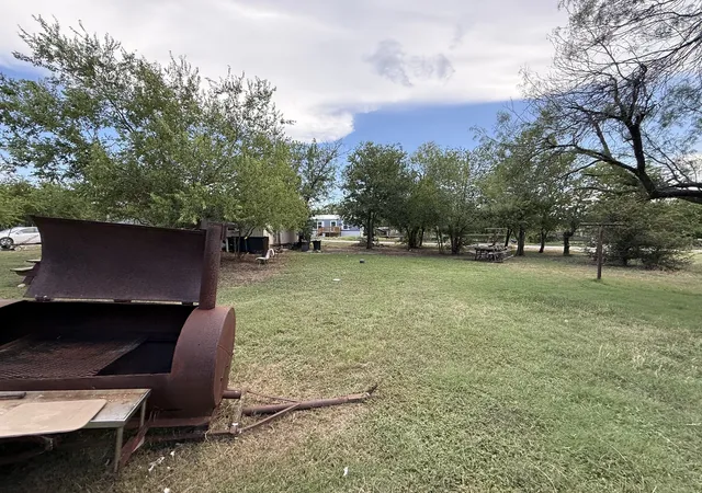 Homes for sale in Mineral Wells, TX | 1716 Sw 6Th Ave, Mineral Wells, TX 76067 | MLS# 21267555