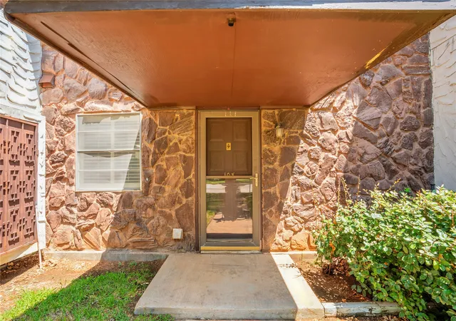 5th image of 1719 E Grauwyler Rd #103, Irving, TX 75061 | MLS# 21295313