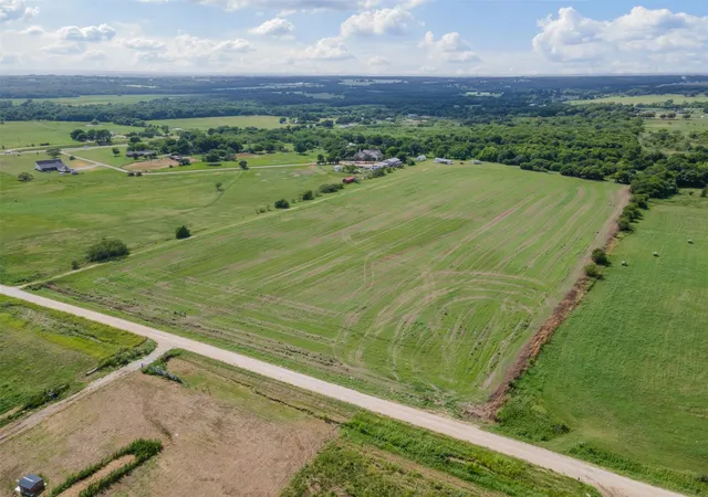 Photo 3 of Land for sale at 167 Hcr 4105, Covington, TX 76636 | MLS# 21295377 | Listing updated on 2026-08-31