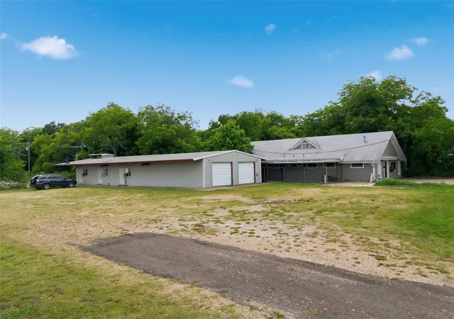 Photo 1 of Multi family home for sale at 408 Live Oak St St, Marlin, TX 76661 | MLS# 21295394 | Listing updated on 2026-07-14