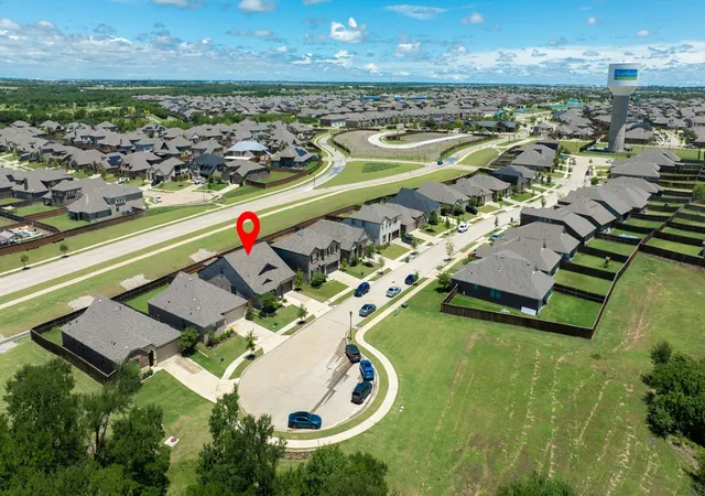 Photo 3 of Single family home for sale at 3805 S Courtney Ct, Heartland, TX 75126 | MLS# 21295122 | Listing updated on 2026-10-03