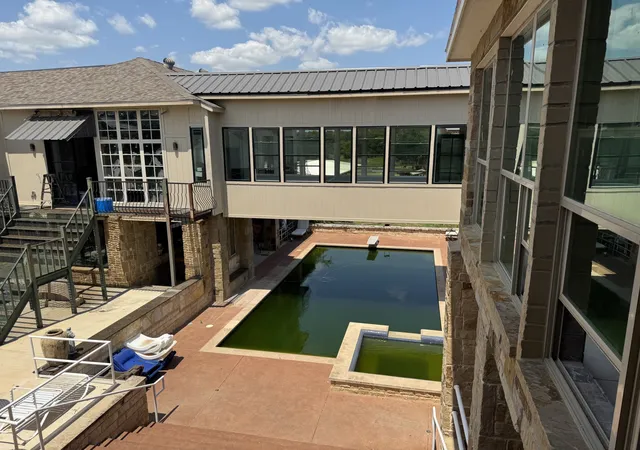 Photo 2 of Mansion for sale at 1109 Colina Vista Ln, Crowley, TX 76036 | MLS# 21295300 | Listing updated on 2026-10-28