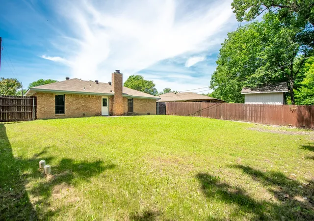 3rd image of 4904 Brookhollow Dr, Sachse, TX 75048 | MLS# 21295512