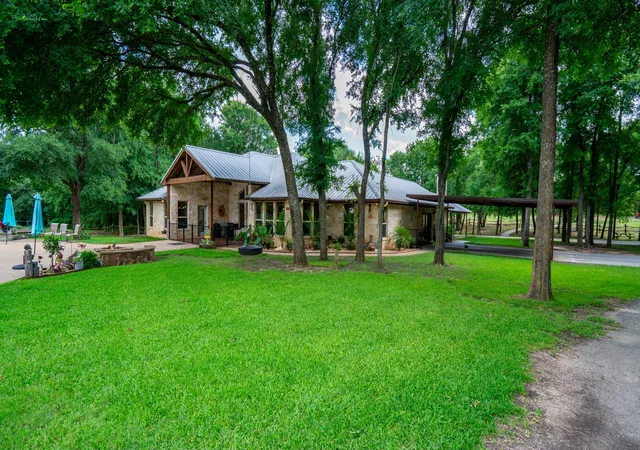 Homes for sale in Tolar, TX | 8424 Paluxy, Tolar, TX 76476 | MLS# 21295613