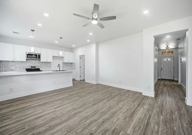 Homes for sale in Fort Worth, TX | 713 Exeter St, Fort Worth, TX 76104 | MLS# 21295478