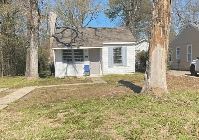 Photo 1 of Single family home for sale at 3020 Conmar St, Shreveport, LA 71108 | MLS# 21288168 | Listing updated on 2026-07-24