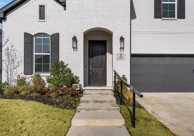 Homes for sale in Frisco, TX | 584 Meandering Ln, Frisco, TX 75033 | MLS# 21295777