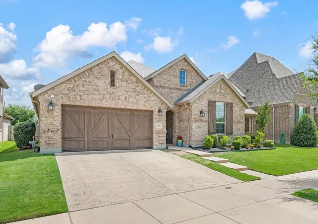 Homes for sale in Argyle, TX | 1505 14Th St, Argyle, TX 76226 | MLS# 21295830