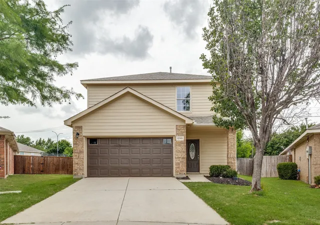 Photo 1 of Single family home for sale at 12161 Thicket Bend Dr, Fort Worth, TX 76244 | MLS# 21295877 | Listing updated on 2026-07-23