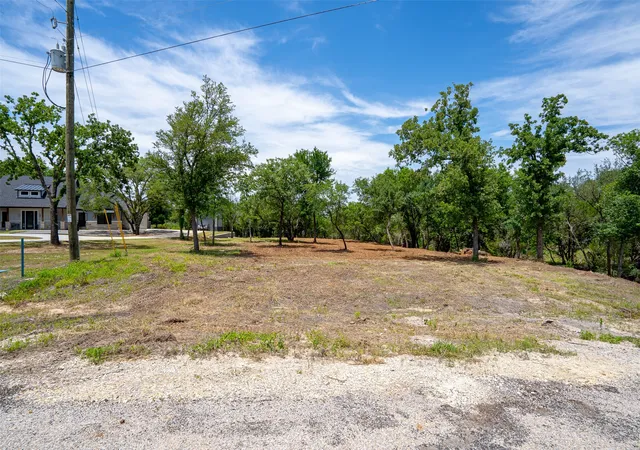 Photo 3 of Land for sale at 1018 Creek Crossing Rd, Glen Rose, TX 76070 | MLS# 21293827 | Listing updated on 2026-07-10
