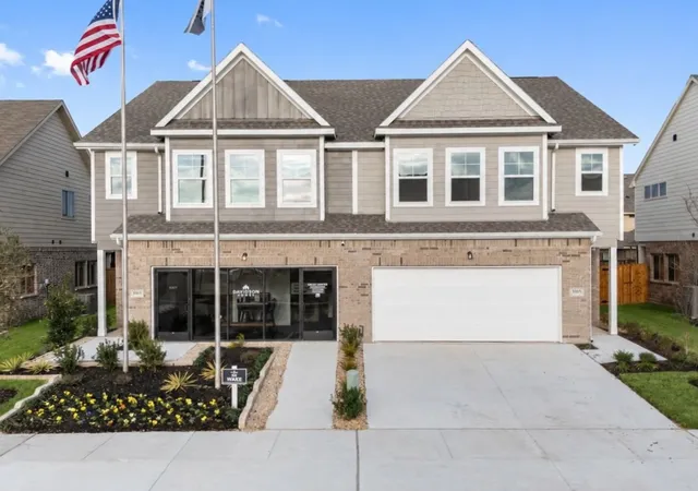 Townhouse for sale at 3016 Ethan Ln, Wylie, TX 75098 | MLS# 21296005