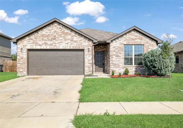 Photo 1 of Single family home for sale at 1217 Benwick Dr, Van Alstyne, TX 75495 | MLS# 21296013 | Listing updated on 2026-10-07