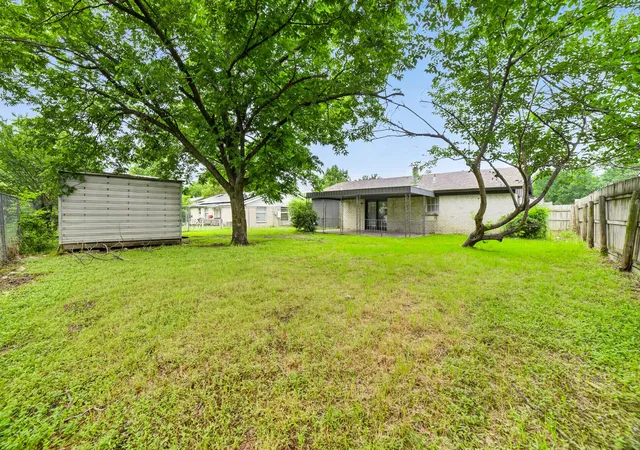 Homes for sale in Balch Springs, TX | 15131 Oakwood Ln, Balch Springs, TX 75180 | MLS# 21296029