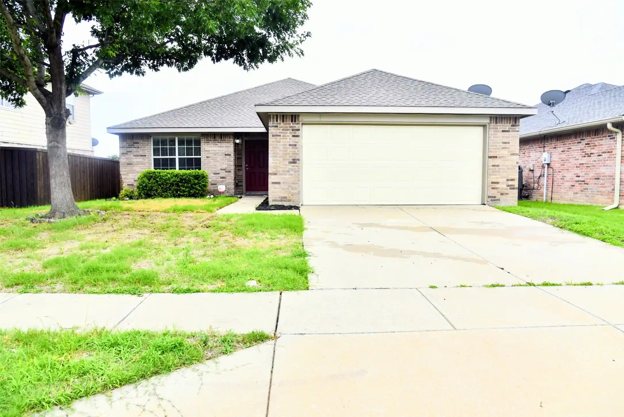 Photo 1 of Single family home for sale at 5760 Mountain Stream Trl, Fort Worth, TX 76244 | MLS# 21282176 | Listing updated on 2026-06-09