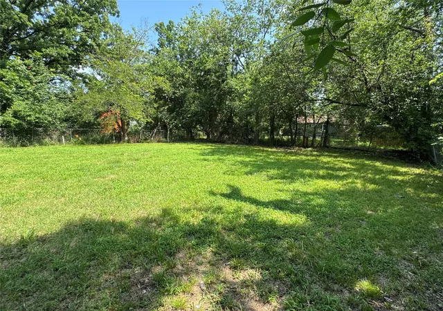 Homes for sale in Commerce, TX | 1605 Jackson St, Commerce, TX 75428 | MLS# 21296102