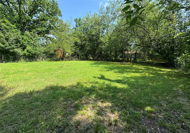 Homes for sale in Commerce, TX | 1605 Jackson St, Commerce, TX 75428 | MLS# 21296102