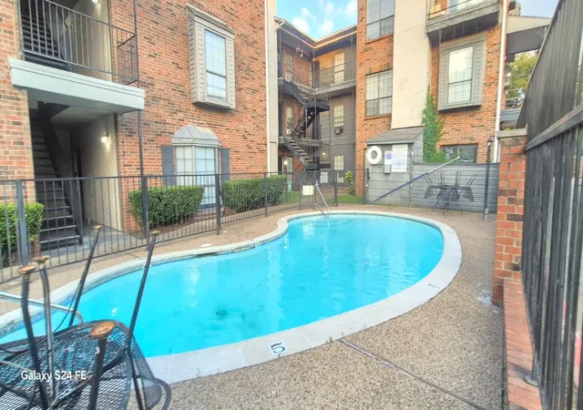 Homes for sale in Dallas, TX | 7025 Hemlock Ave #209, Dallas, TX 75231 | MLS# 21296125