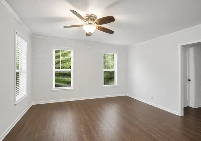 Photo 3 of Single family home for sale at 709 Dr Martin Luther King Jr Blvd, Waxahachie, TX 75165 | MLS# 21296147 | Listing updated on 2026-09-25